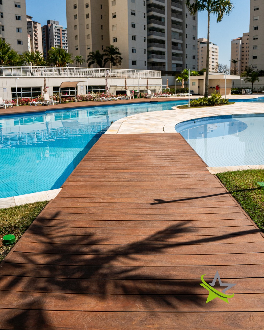 Transforme seu espaço com elegância e durabilidade! 
Trocamos o antigo deck de madeira por um deck ecológico Star Deck, unindo beleza, resistência e sustentabilidade. 

Nossos especialistas cuidam de tudo — produto premium + instalação personalizada — para que você tenha um resultado impecável e sem preocupações. 

👉 Escolha quem entende de alto padrão.
📲 Fale com um consultor Star Deck e descubra as vantagens de ter um deck que dura muito mais!

#StarDeck #MadeiraEcológica #DeckPremium #Arquitetura #DesignDeExteriores #AltoPadrão #Sustentabilidade #Paisagismo #PiscinaPerfeita #TransformeSeuEspaço