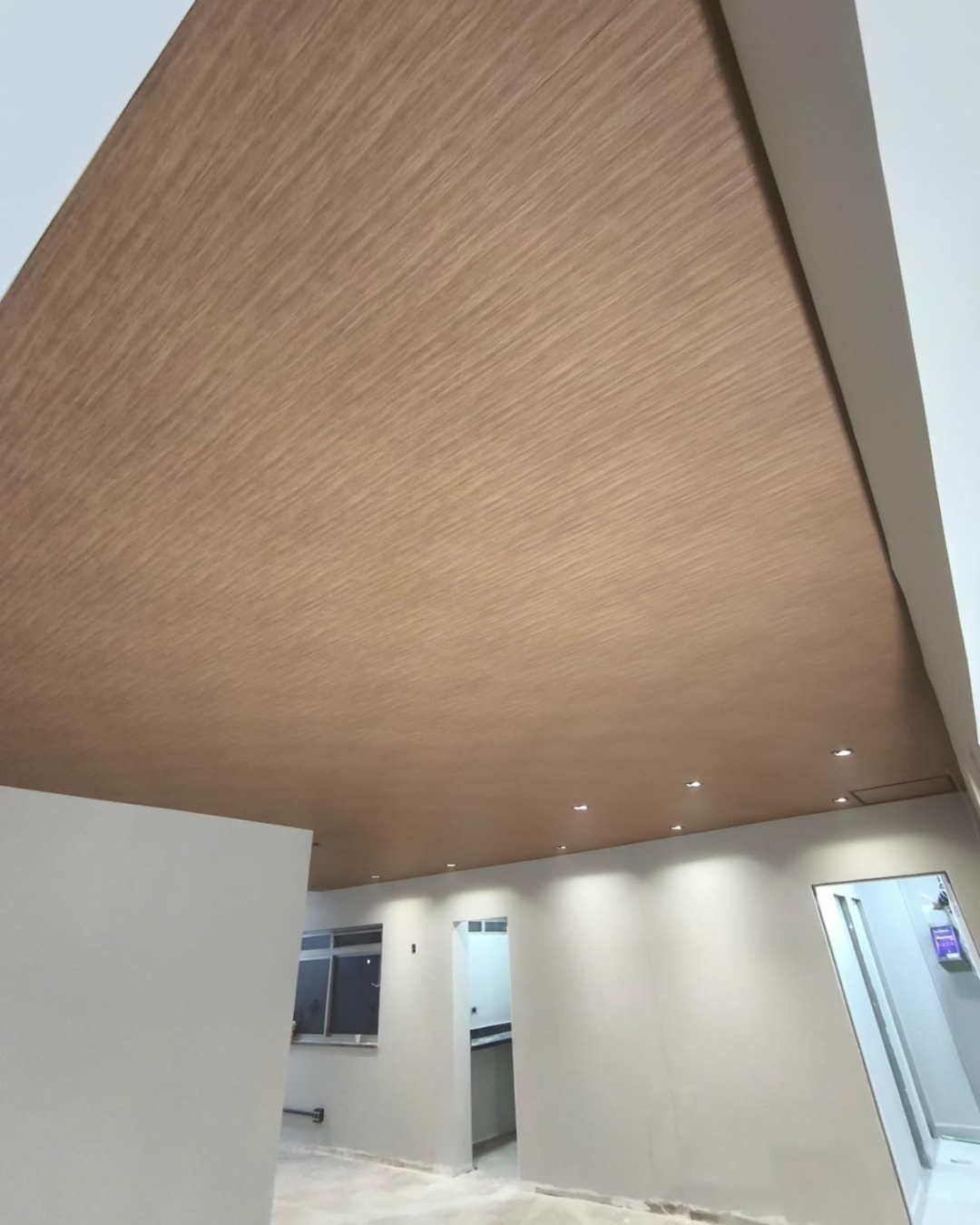 Sofisticação, durabilidade e zero dor de cabeça.

O forro em PVC ecológico da Star Deck transforma qualquer ambiente com acabamento premium, visual moderno e praticidade no dia a dia.

✔ Resistente à umidade
✔ Não mofa e não apodrece
✔ Fácil limpeza
✔ Baixa manutenção
✔ Instalação rápida
✔ Acabamento elegante

Inspirado nas tendências europeias, nossos forros unem estética sofisticada com alta durabilidade.

Mais beleza. Mais praticidade. Mais Star Deck.

📲 Solicite seu orçamento.
www.stardeck.com.br