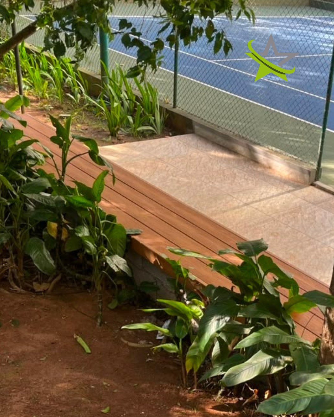 Design que valoriza o ambiente e resistência que acompanha o dia a dia. 

O banco revestido com Madeira Plástica Star Deck une estética, durabilidade e praticidade em uma solução pensada para áreas externas e projetos de alto padrão.

Transforme seu projeto com a Star Deck.
👉 Conheça nossas soluções: www.stardeck.com.br

#StarDeck #MadeiraPlástica #MadeiraEcológica #Arquitetura #Design