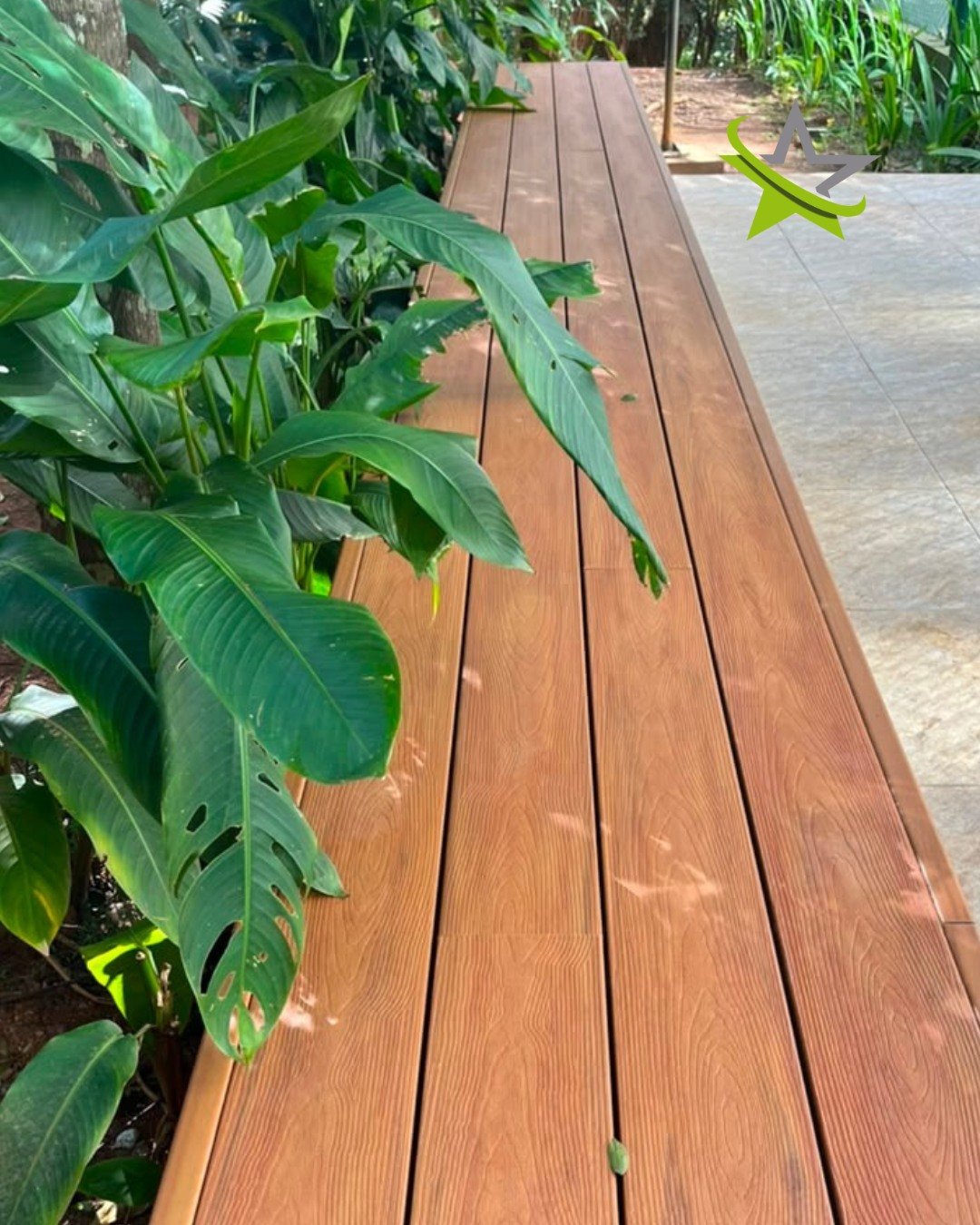 Quando o detalhe certo transforma o ambiente. 

O banco revestido com Madeira Plástica Star Deck une design, resistência e praticidade, criando um acabamento sofisticado e durável para áreas externas.

Uma solução sustentável para projetos que valorizam cada detalhe.

👉 Conheça nossas soluções: www.stardeck.com.br

#StarDeck #MadeiraPlástica #MadeiraEcológica #Arquitetura #Paisagismo #Design